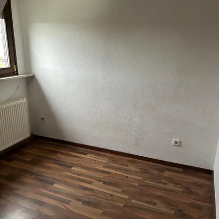 Monteurwohnung,mietwohnung *